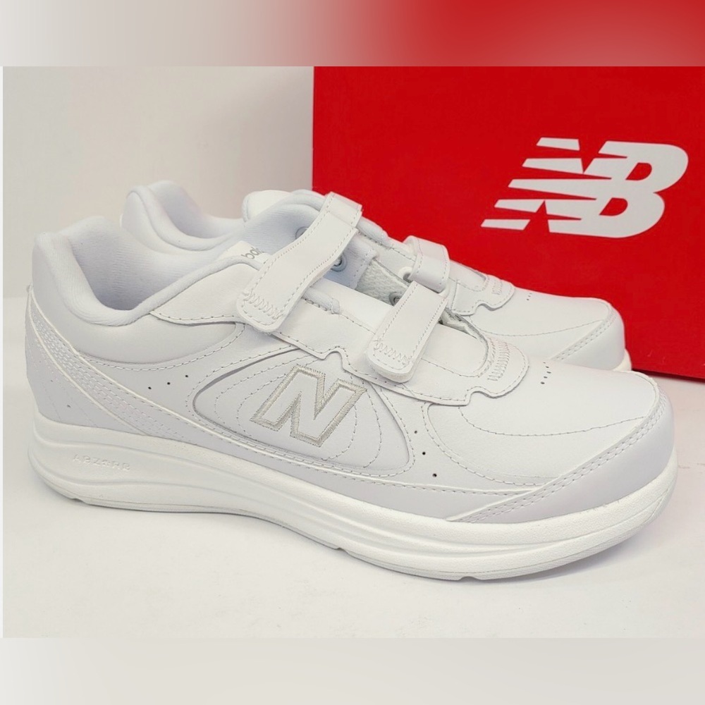 New Balance 577 Walking Shoes Sneakers Womens Size 9:5 White 2 Straps WW577VW